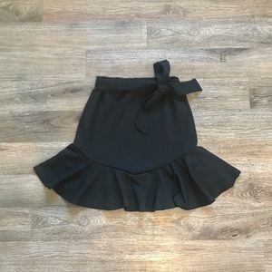 Nasty Gal black ruffled mini skirt size XS